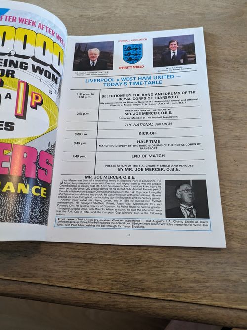 1980 Charity Shield Programme Liverpool V West Ham United Mint Condition  — image 3