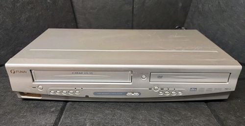 Funai DBVR-5500 VHS/DVD Recorder Combo Player Main Unit TESTED  — image 1