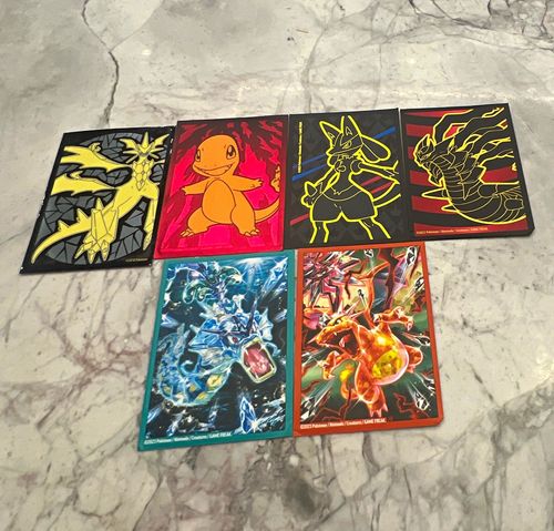 Pokémon TCG Premium Card Sleeves 5 Pack Standard Multicolour Charizard — image 1