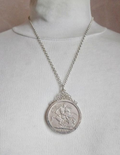 VICTORIA 1894 LVII CROWN BRITISH SILVER COIN 