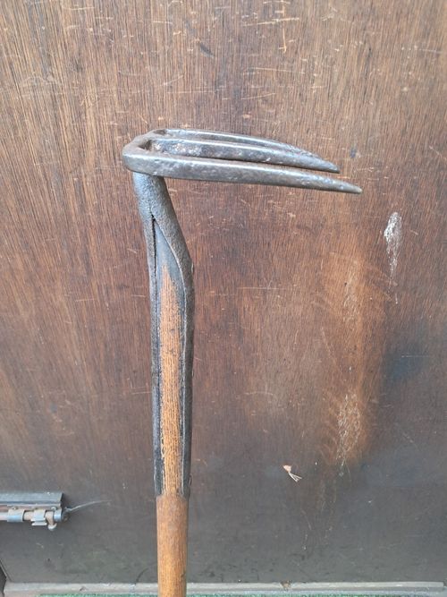 Vintage Drag Fork 4 Prong Manure Straw Hay Fork Farm Tool Old Tool (#053) — image 6
