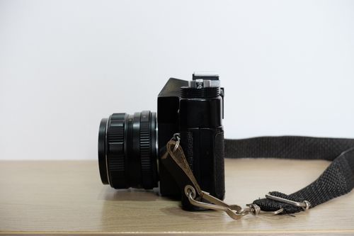 Zenit 12XP 35mm SLR Film Camera Body with M42 Mount Helios 44M-4 — image 3
