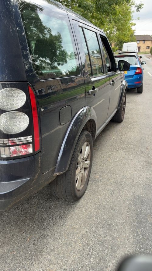 Land Rover Discovery 4 SX SDV6 3.0 — image 3