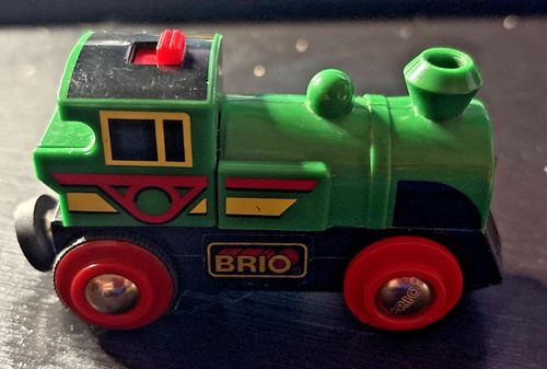 Brio Battery Powered Engine Green  — image 2