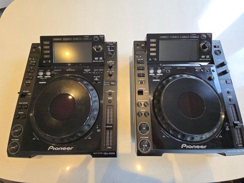 Pioneer DJ CDJ-2000 Single CD Player (Pair) USB SD Master Tempo MP3 AAC Black