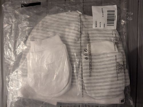Twin Pack Of Very Everyday Baby Hat and Mittens Set 6-12 Months - New with Tags — image 3