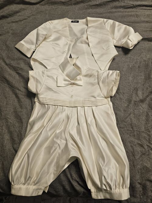 BOYS CHRISTENING ROMPER SUIT AND BAPTISM BONNET - PERSONALISED - BABY CLOTHES — image 3