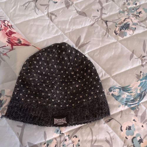 Lonsdale London Beanie Hat & Gloves Set S/M, Fair Isle Grey/White Warm 20% Wool — image 5