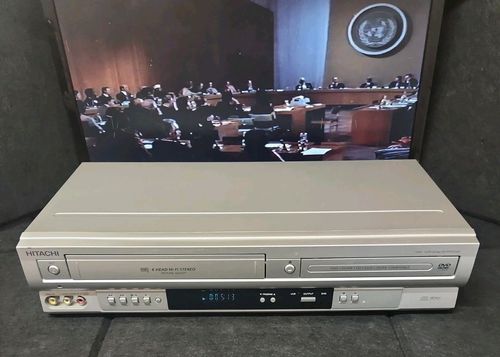 Hitachi DV-PF5E DVD VCR Combo Player Recorder VHS Hi-Fi Stereo Main Unit TESTED  — image 1