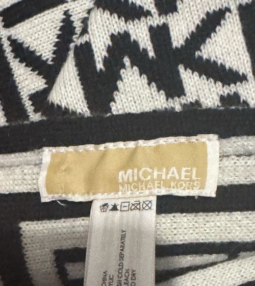 Michael Kors 2-Piece Knit Hat & Scarf Set Black/White MK Logo Women — image 2