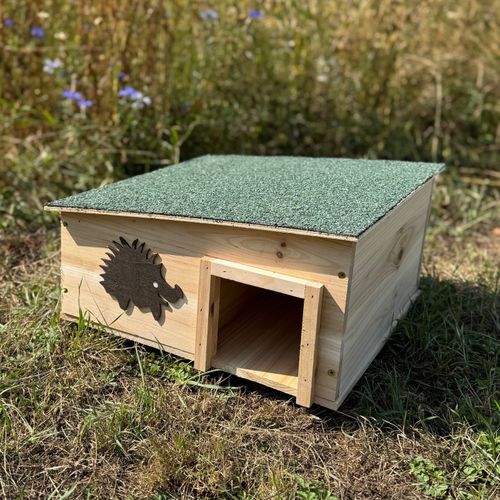 Wooden Hedgehog House & Hibernation Shelter Feeding Station with 2 Chambers — image 1
