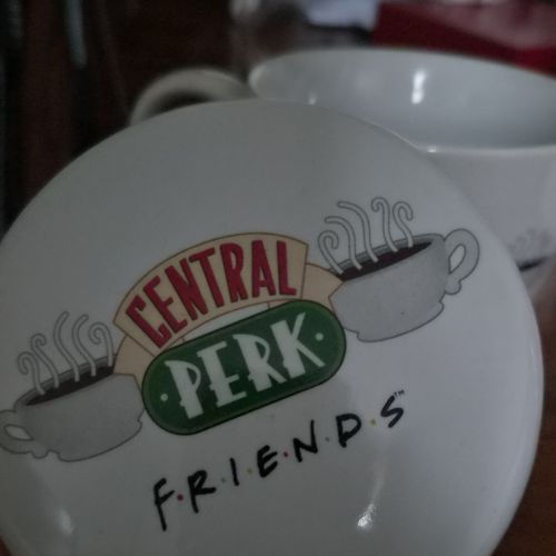 Paladone Friends Central Perk Ceramic Mug with Lid — image 2