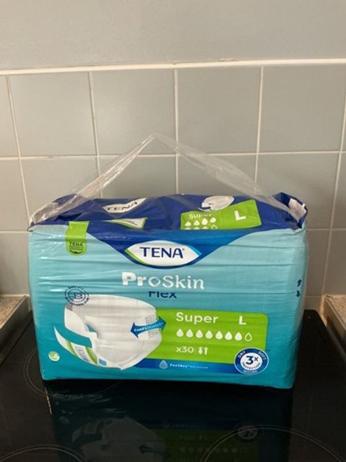 Tena proSkin flex super incontinence pads size L