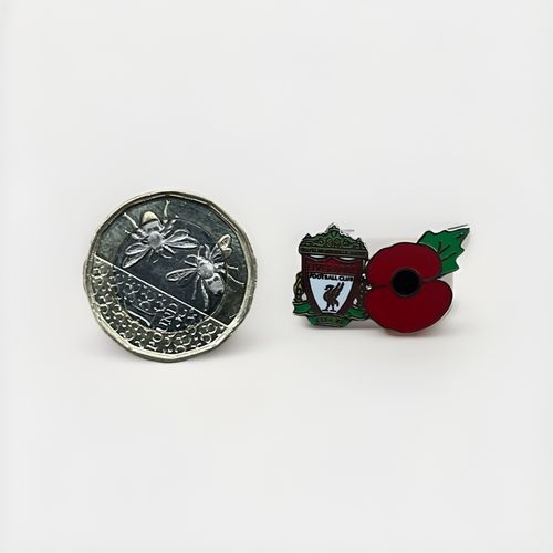 Liverpool - LFC - remembrance Pin Badge. — image 2