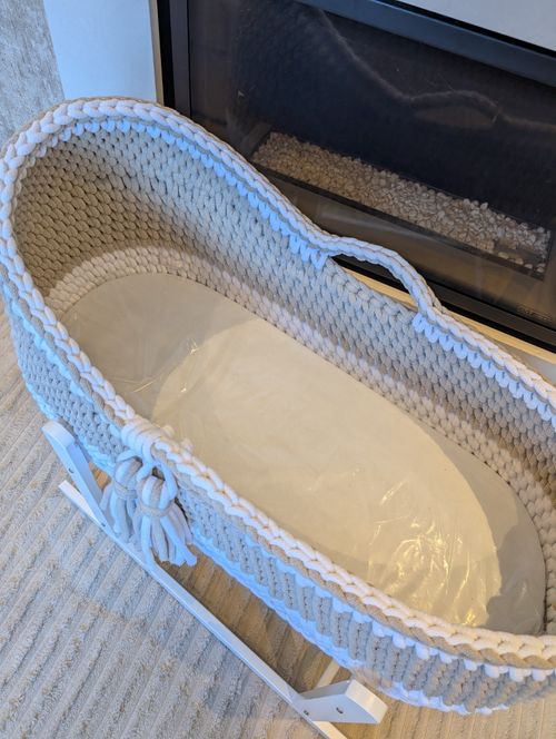 Made To Order- Crochet Moses Basket with mattress 5-7 weeks delivery NOT STAND — image 3