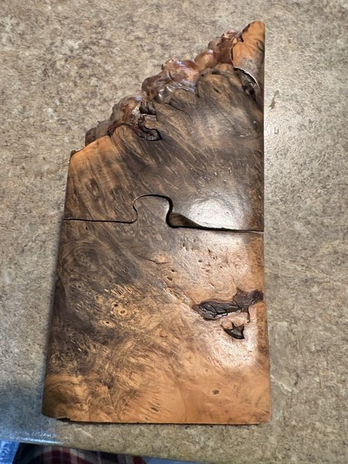 Vintage Buckeye Burl Hand Cut Puzzle/Secret Compartment.  — image 1