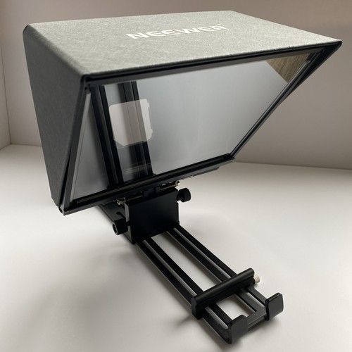 NEEWER X1 Pro II 9" Wireless Remote Control Teleprompter Prompter - Excel. Condt