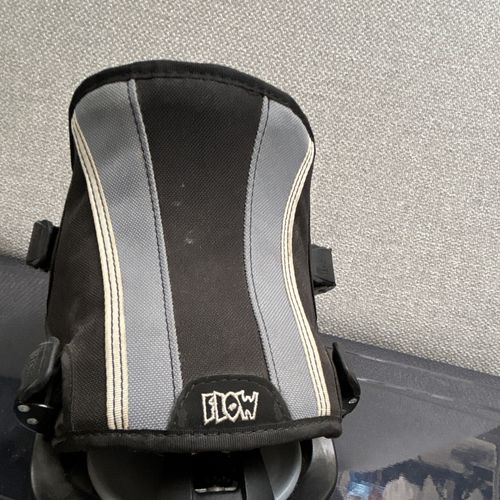 Morrow Rail All-Mountain Snowboard 64cm x10.5cm w/ Flow Bindings Black/White — image 11