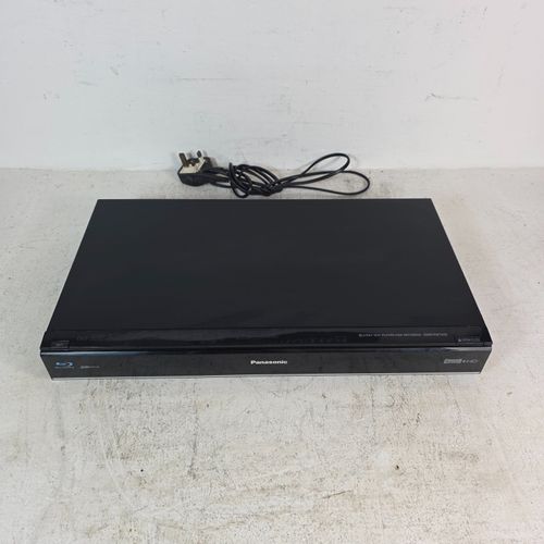 Panasonic Blu-ray HDD Recorder DMR-PWT420 Multi Region Freeview+ HD Tested — image 1
