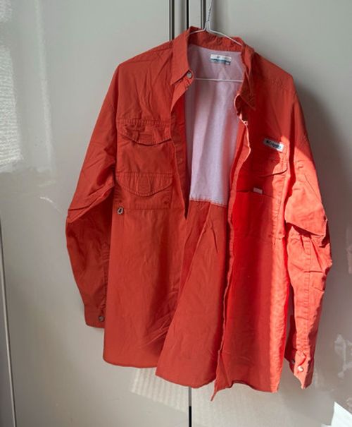 Columbia Men's Orange Fishing Button-Up Shirt Long Sleeve Pockets Size M