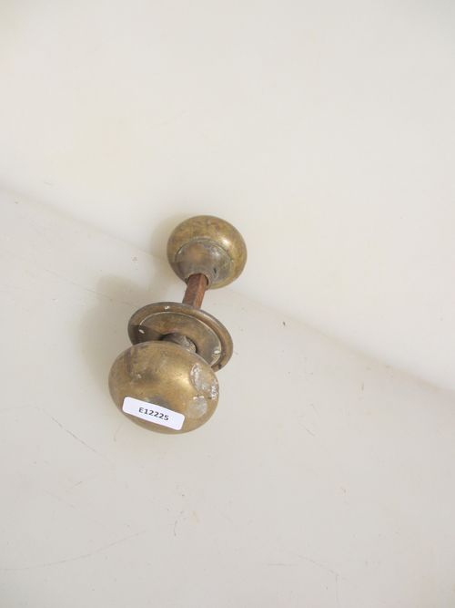 Vintage Brass Door Knobs Handles Old Architectural Antique 1 Plate — image 5