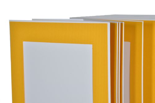Picture Folder/Leporello for 50 Photos 13x18 - Yellow on White Basic - CG130 — image 1