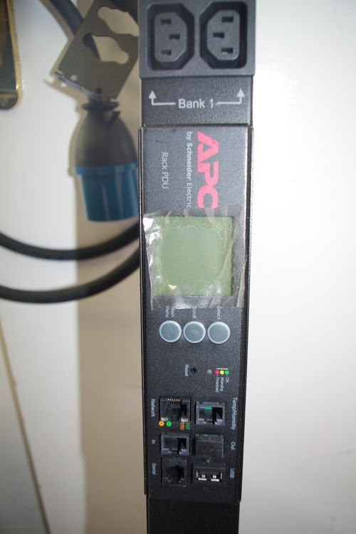 APC AP8853 Metered Rack PDU 32A 42 Outlet 0U Network Managed Power Distributio — image 1