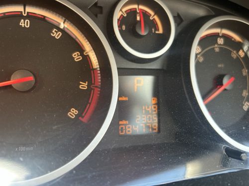 Vauxhall Corsa Hatchback 1.4 SXi (AC) 5d Auto — image 3