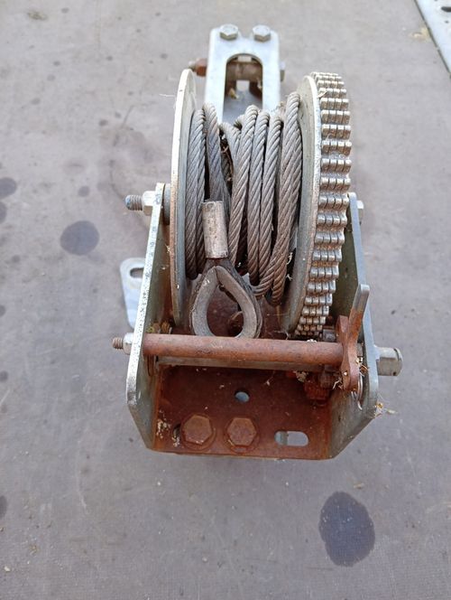 Brian James Trailer Autotilt 2 Speed Hand Winch A Frame Hitch Bracket Cable — image 6