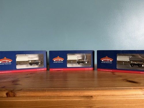 Bachmann FNA Nuclear Flask Wagons X3 00 Gauge Excellent Condition