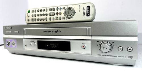 Sony SLV-SE240 HDMI VHS VCR Video Cassette Recorder 4 Head Smart Engine Boxed — image 10