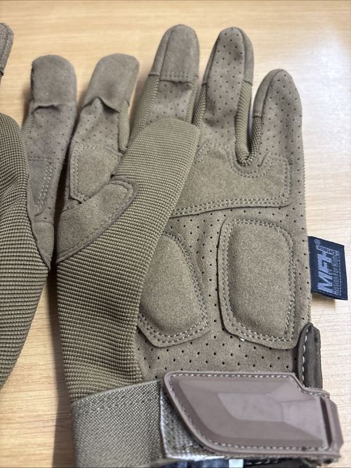 MFH Defence Tactical Action Gloves Size Medium Reinforced Knuckles — image 6