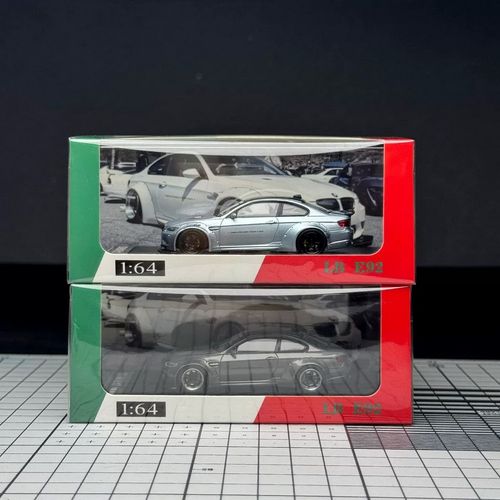 Fine model 1/64 Scale BMW M3 Coupe E92 LB Blue Diecast Car Model Toy Gift — image 6