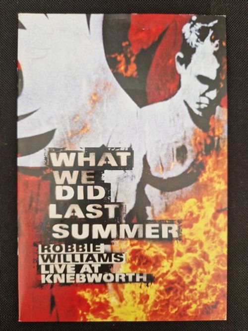 Robbie Williams - What We Did Last Summer - Live At Knebworth - Booklet #W2563
