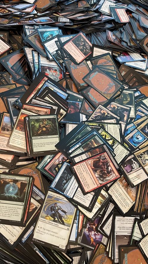 COLLECT BULK JOB LOT  1000 UNSORTED MTG CARDS  MAGIC THE GATHERING  C, U/C HOLOS — image 12