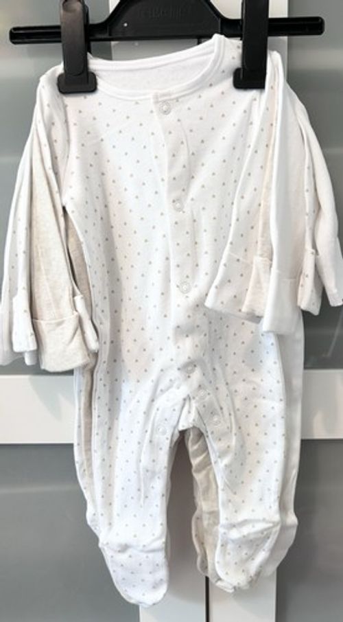 5 Baby Sleepsuits Unisex 0-3 Months From George New with Tags