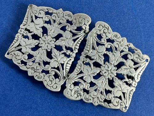 NICE ANTIQUE EDWARDIAN SOLID SILVER NURSES BELT BUCKLE — image 8