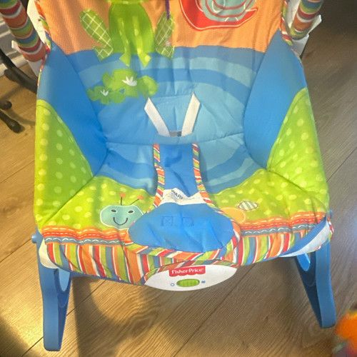 Fisher-Price Frog Theme Baby Bouncer Chair with Toy Bar Blue/Green Multicolour