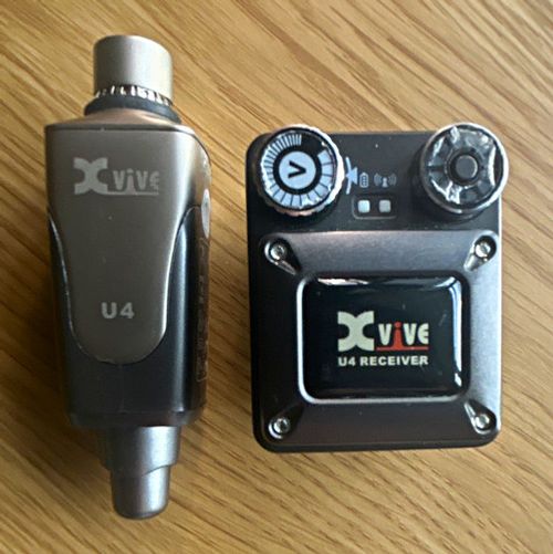Xvive U4 Wireless 2.4GHz Portable In-Ear Monitor Transmitter & Receiver Set