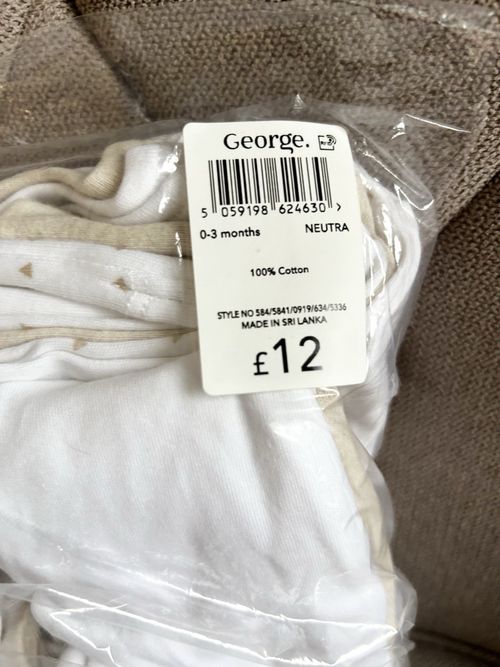 5 Baby Sleepsuits Unisex 0-3 Months From George New with Tags — image 7
